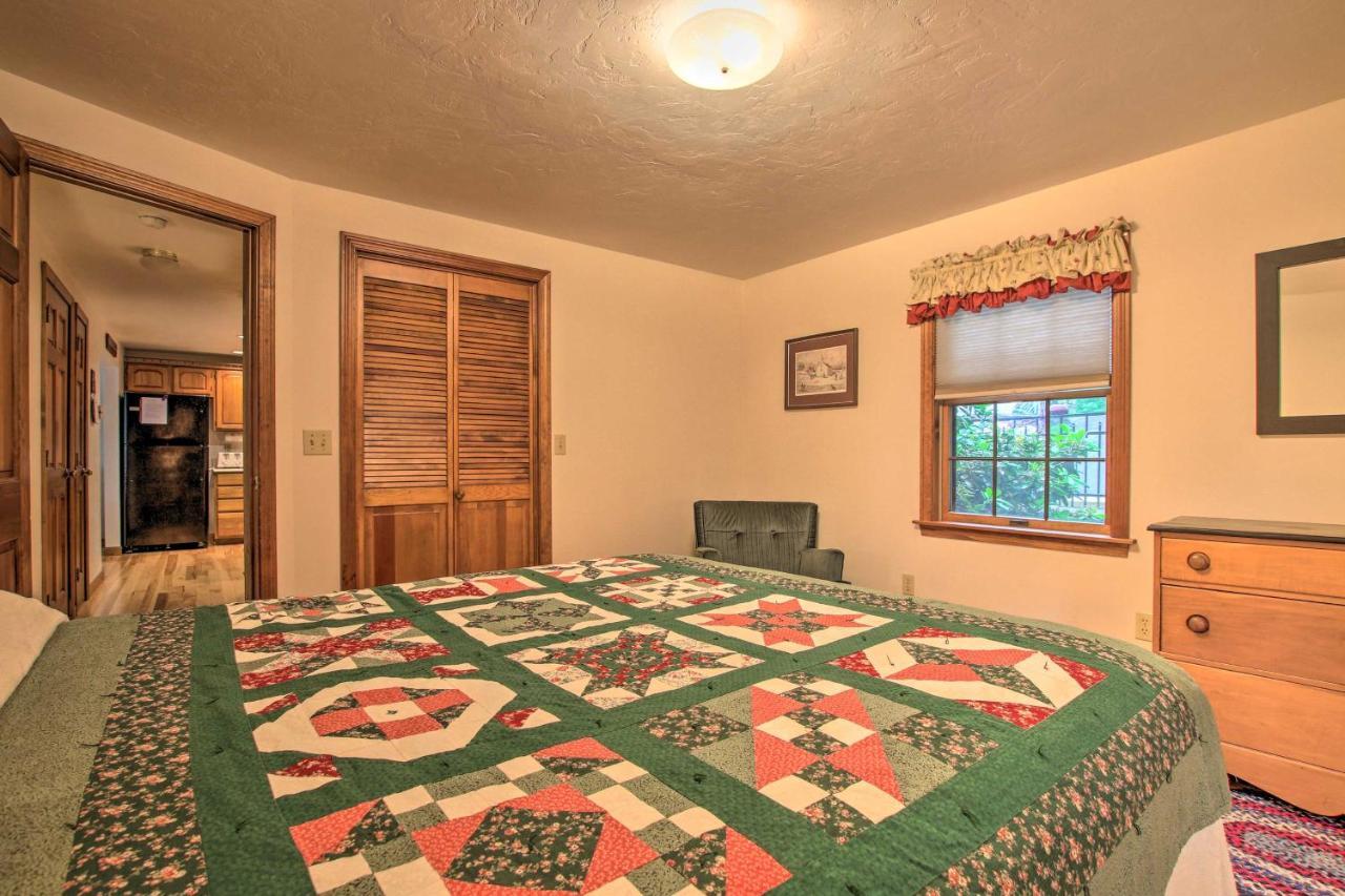 Waterfront New England House On Wickaboag Lake! West Brookfield المظهر الخارجي الصورة