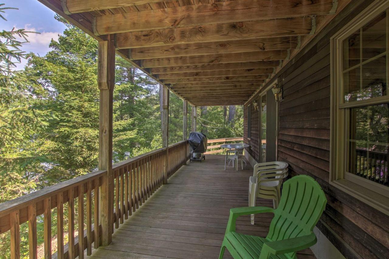 Waterfront New England House On Wickaboag Lake! West Brookfield المظهر الخارجي الصورة